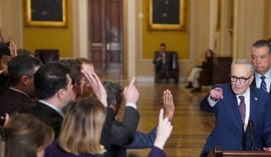 Trump, Schumer seek deal to avert US government shutdown, NYT reports