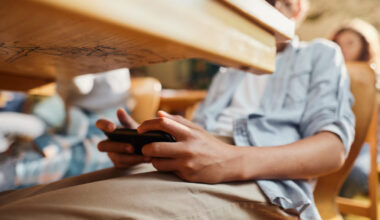 Oklahoma lawmakers are pushing forward with two bills that would restrict student's phone access in schools. They hope eit...