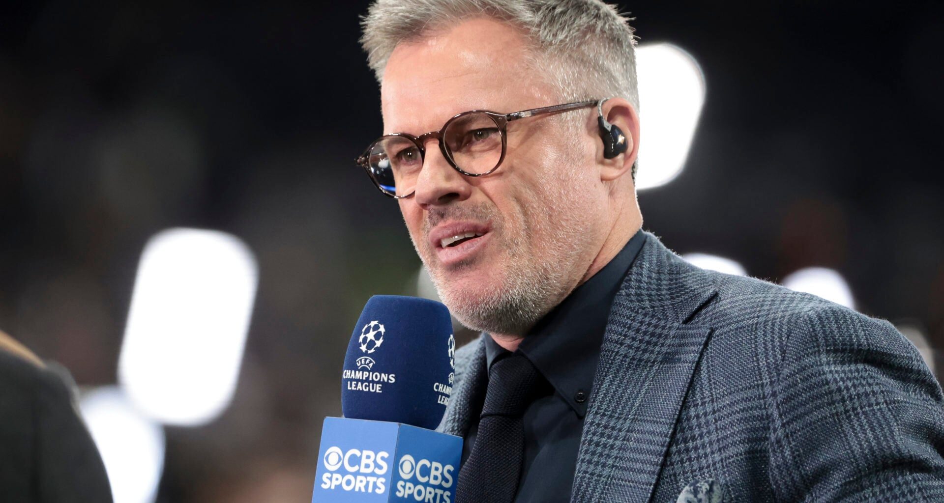 Jamie Carragher makes very harsh Liam Rosenior prediction just two weeks into Chelsea job