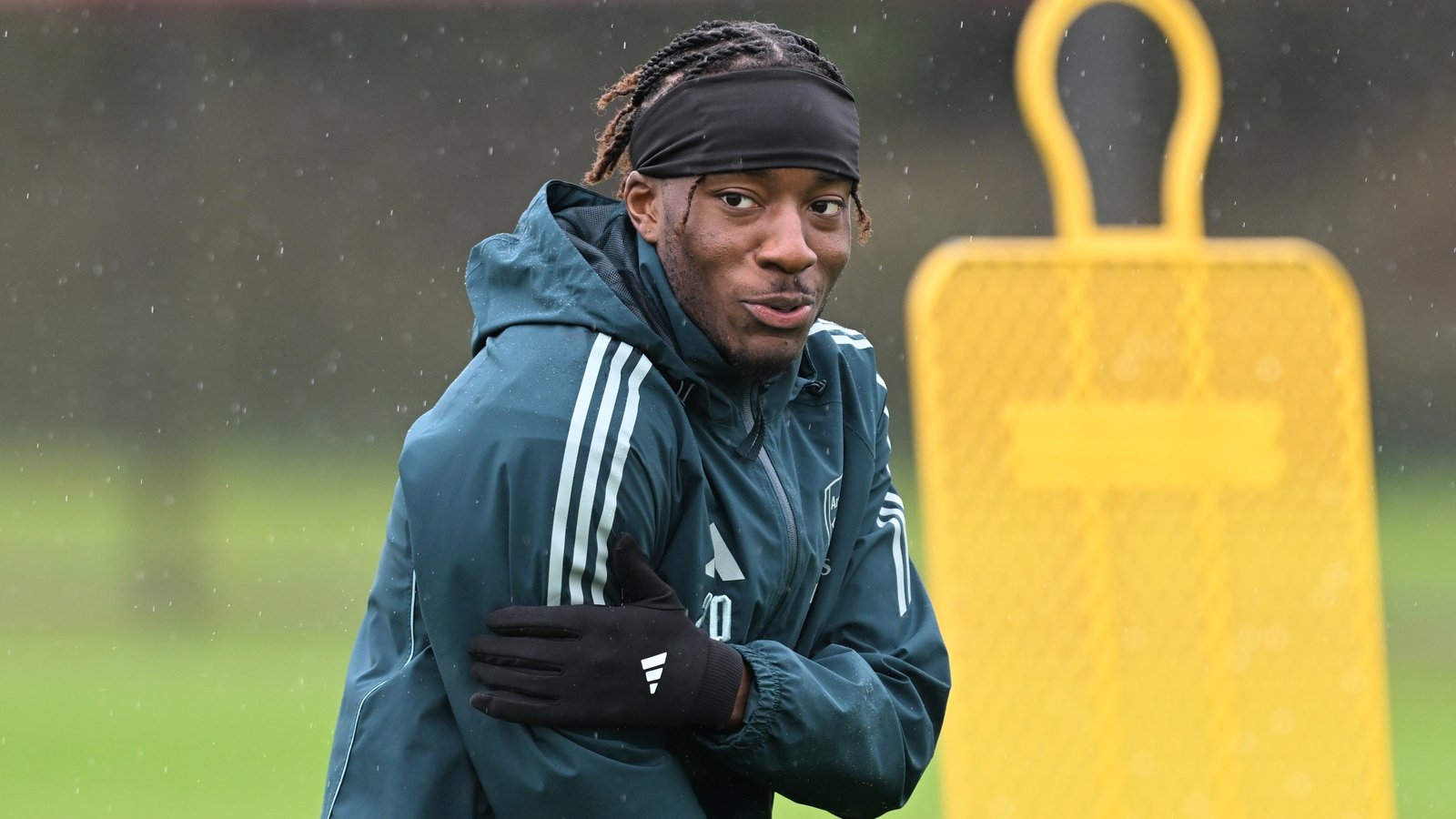 Team news: Madueke and Martinelli both start | Team news | News