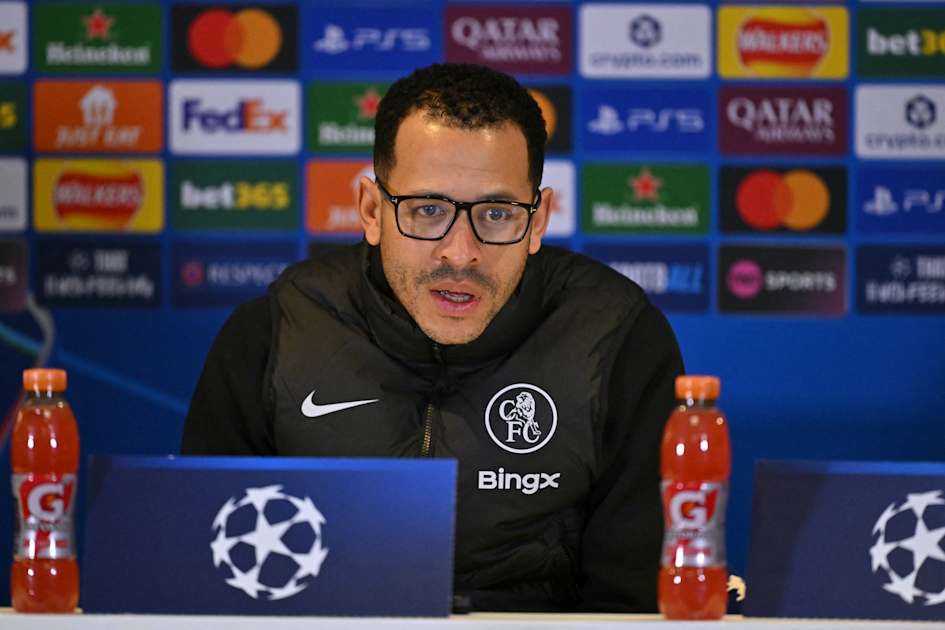 Liam Rosenior delivers the latest Chelsea team news ahead of Pafos | News | Official Site