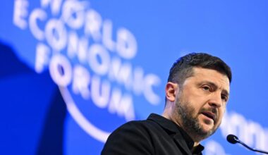 Zelenskyy scolds Europe in Davos as peace talks drag on – POLITICO