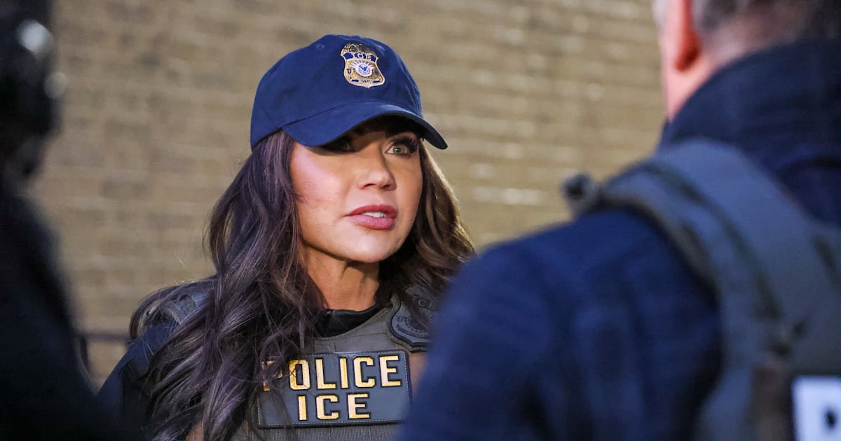 ICE Agents Given Secret New Orders in Minnesota After Uproar Over Killings