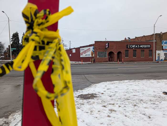 Shooting and stabbing at Detroit bar leaves 1 dead, 1 critically injured