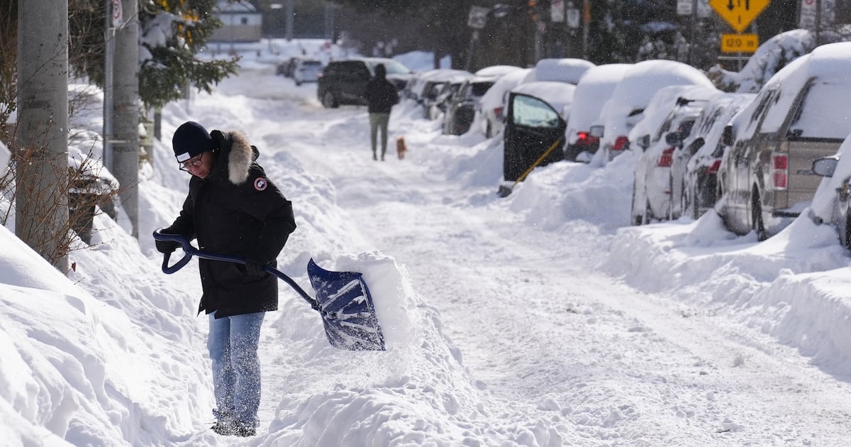 Snow removal to begin across Toronto, cleanup could take days to complete - CTV News
