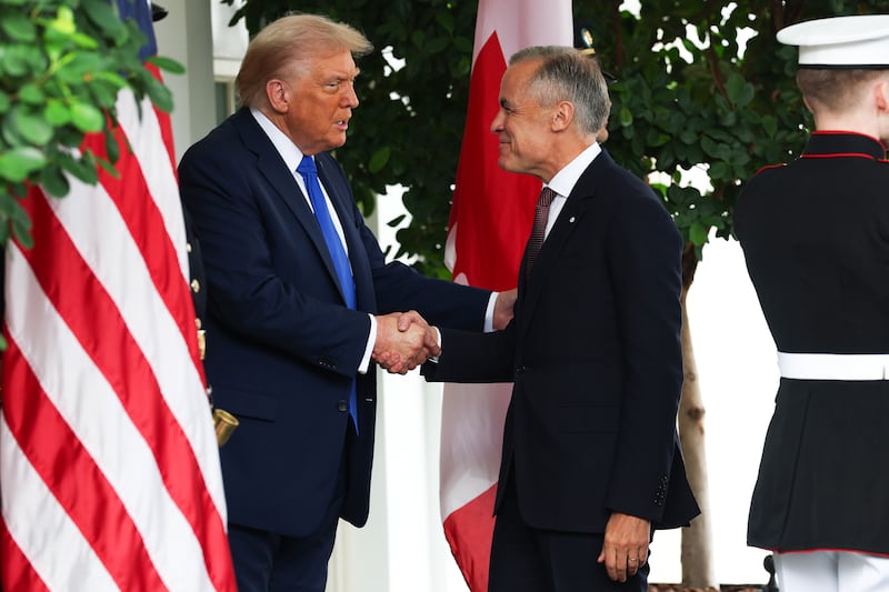 WASHINGTON, DC - OCTOBER 07:  U.S. President Donald Trump (L) welcomes Canadian Prime Minister Mark Carney outside the West Wing of the White House on October 07, 2025 in Washington, DC. Carney visited the White House earlier in the year after he was elected prime minister. Carney and Trump will meet in the Oval Office and later have a bilateral lunch where they are expected to discuss a range of topics including U.S. tariffs. (Photo by Anna Moneymaker/Getty Images)