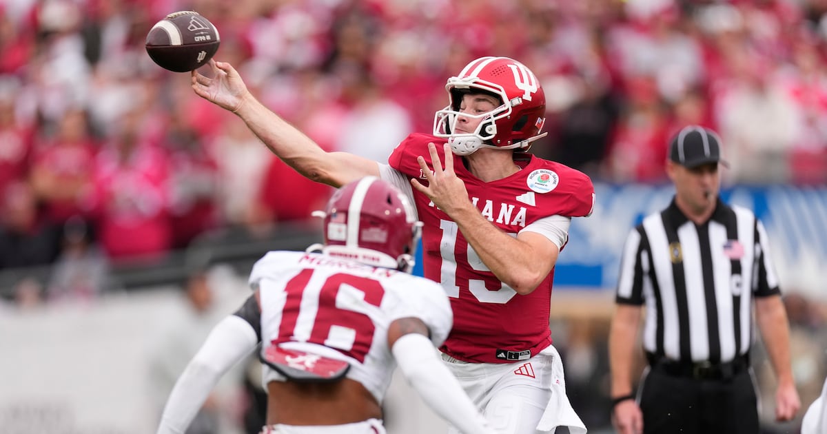 Indiana strolls into CFP semifinals, cruises past Alabama
