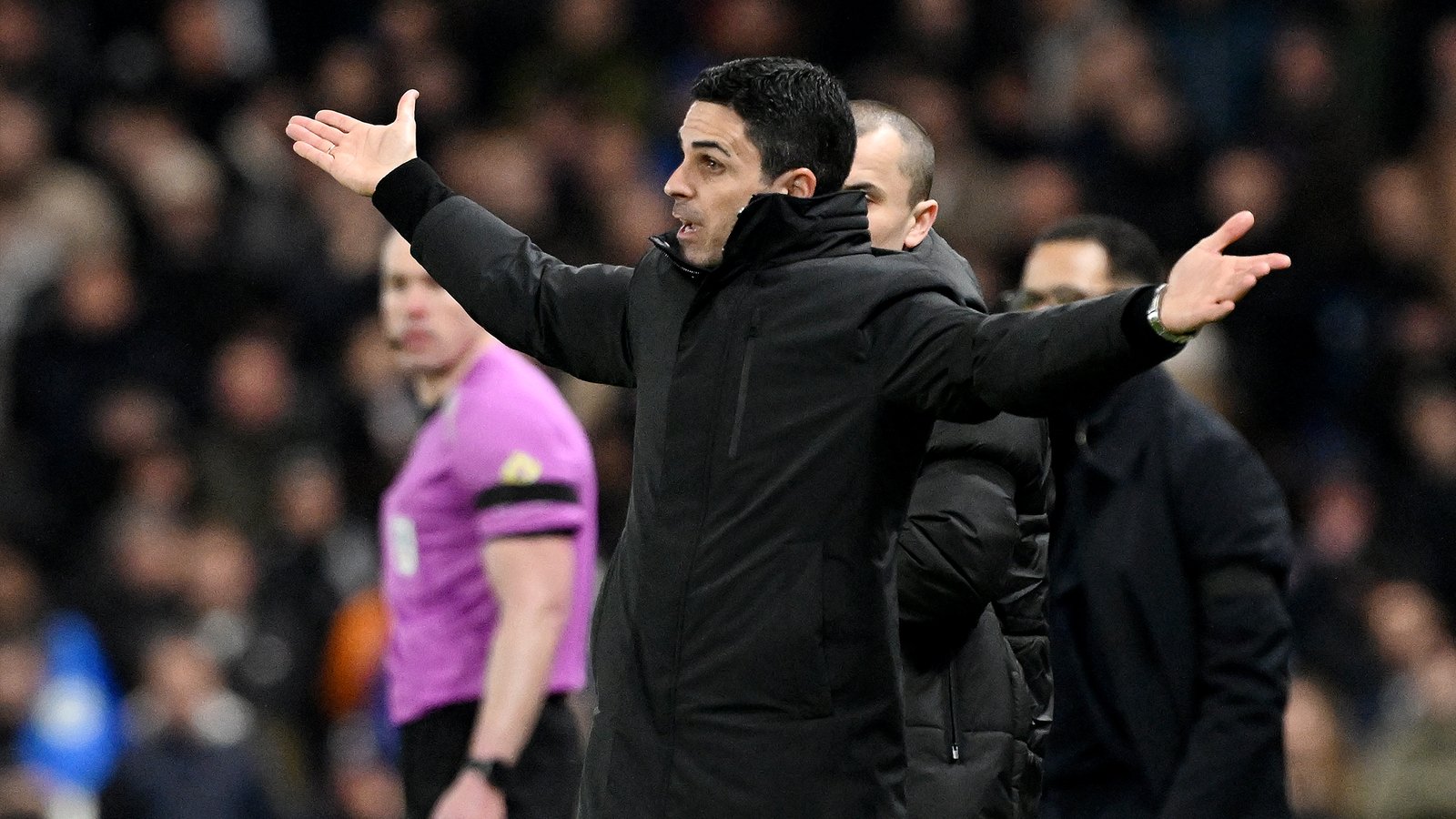 Bench Cam: Arteta reacts to thriller at Chelsea | Video | News