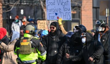 Over 60 Minnesota CEOs call for 'immediate deescalation' in the state