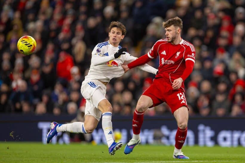LIVERPOOL, ENGLAND - New Year's Day, Thursday, January 1, 2026: Liverpool's Conor Bradley (R) holds the shirt of Leeds United's Brenden Aaronson during the FA Premier League match between Liverpool FC and Leeds United FC at Anfield. (Photo by David Rawcliffe/Propaganda)
