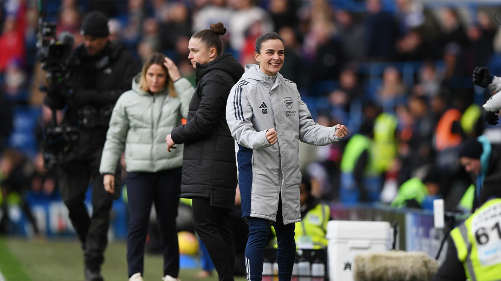 Bench Cam: Bedlam at the Bridge! | Video | News