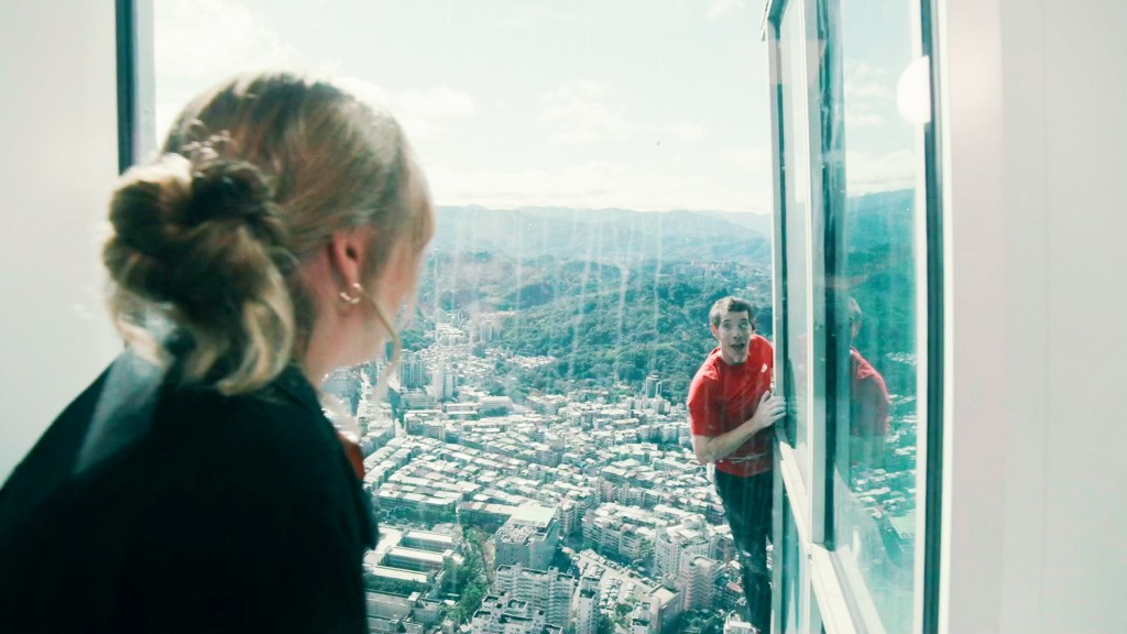 Alex Honnold Finishes Taipei 101 Climb During Netflix Skyscraper Live