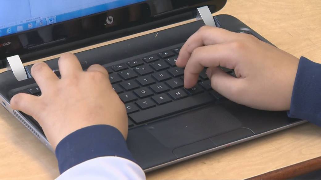 Click to play video: 'Ontario grapples with use of AI in schools'