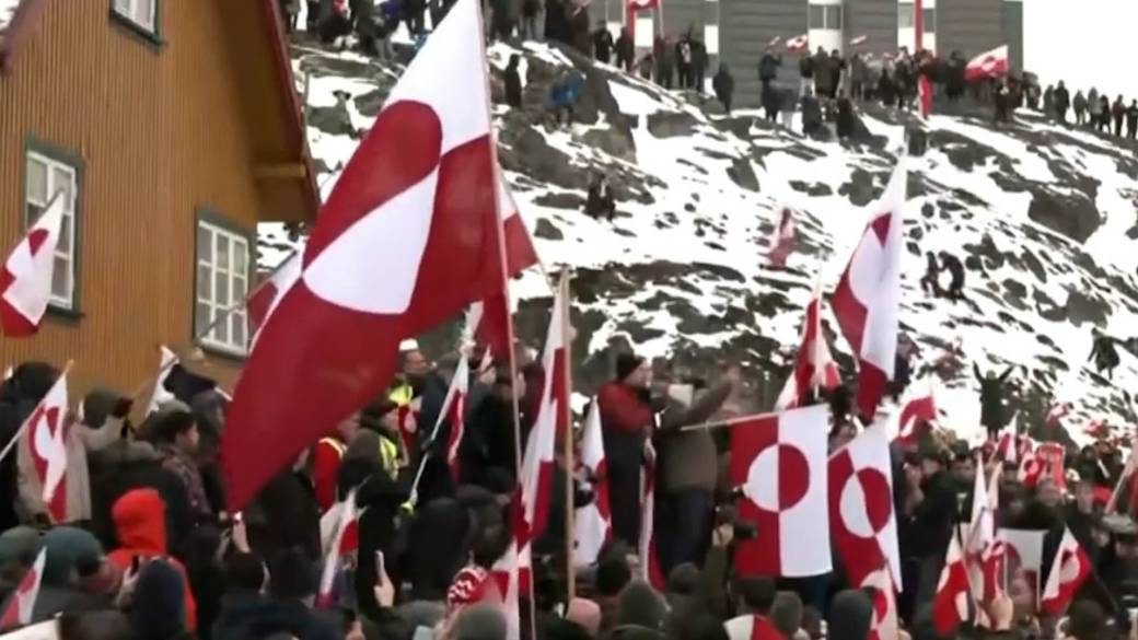 Click to play video: 'Europe, Canada push back against Trump’s Greenland threats'