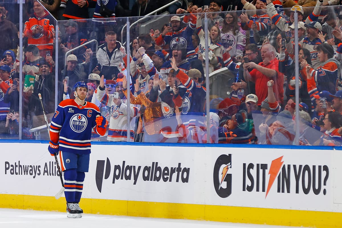 Connor McDavid hat trick lifts Oilers over Predators: Recap, Reaction and Highlights