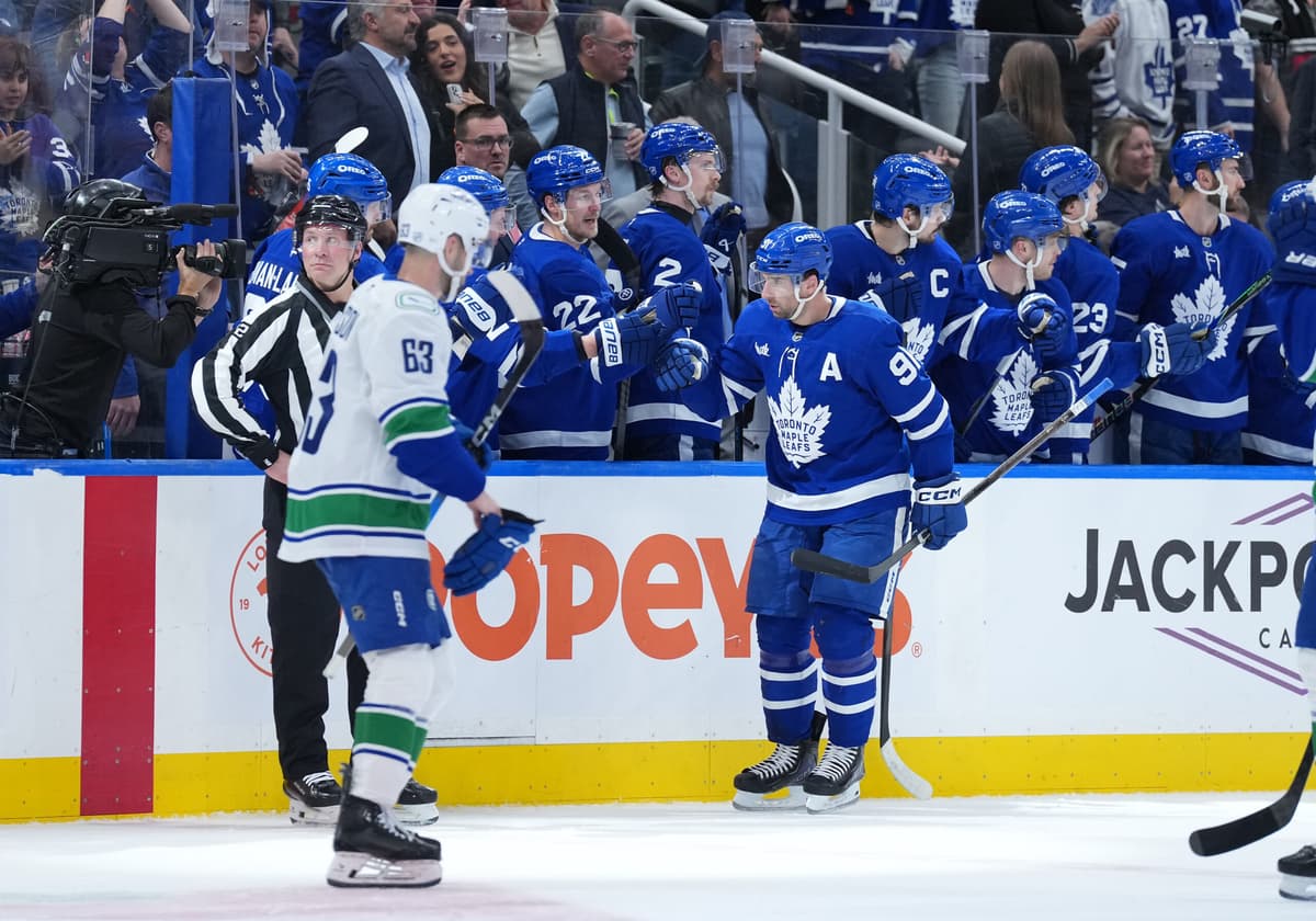 Canucks management need to fully embrace the tank after 5-0 loss to Leafs