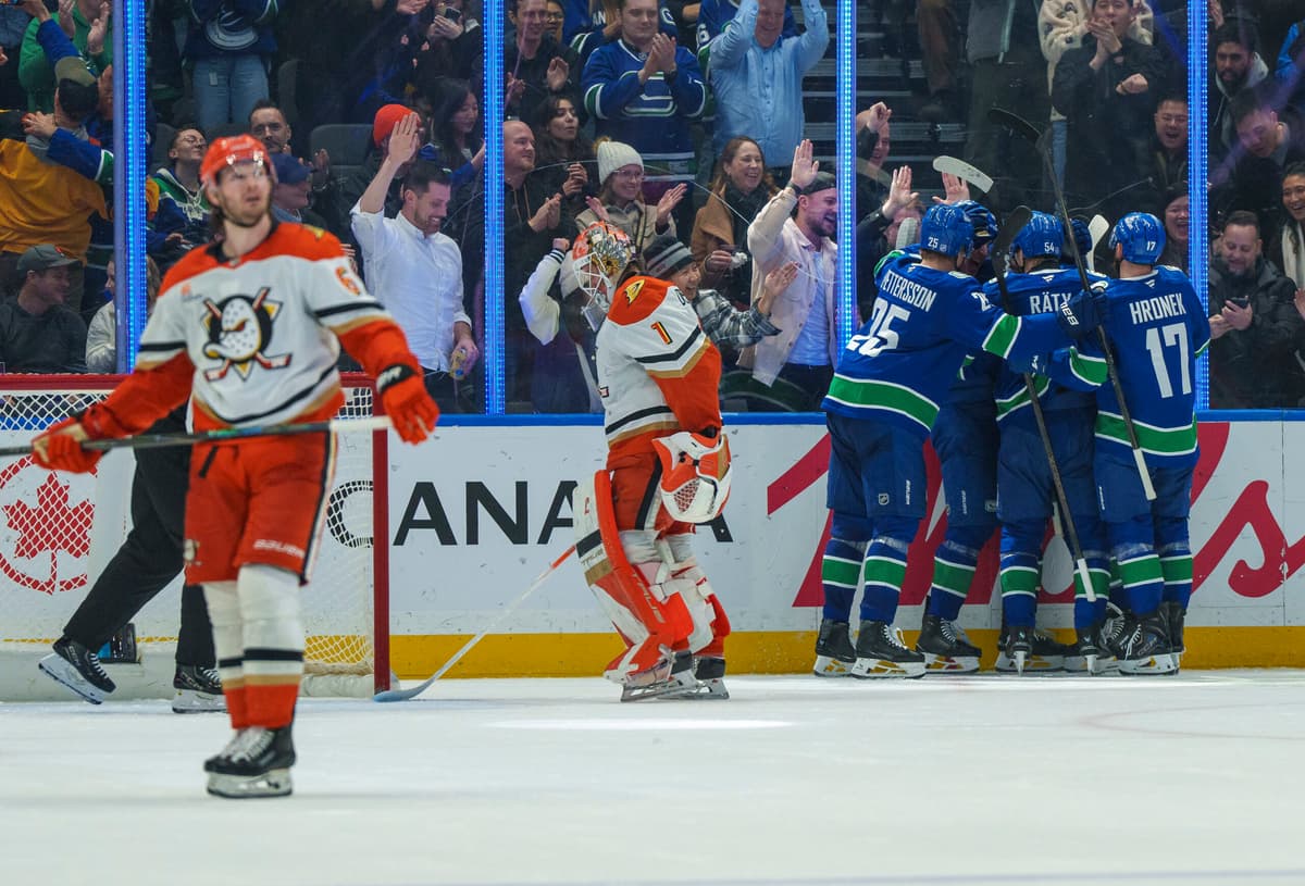 Canucks secure rare home ice win in 2-0 victory over Ducks
