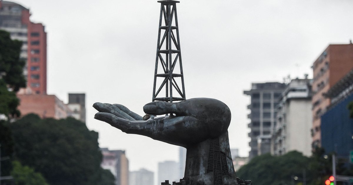 Increasing Venezuela’s Oil Output Will Take Several Years—and Billions of Dollars