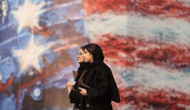 Trump weighs Iran strikes to inspire renewed protests, sources say