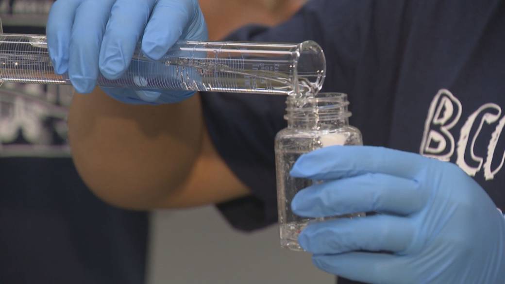 Click to play video: 'GLOBAL BC CURIOUS MINDS: How the Colilert test detects E. coli in water'