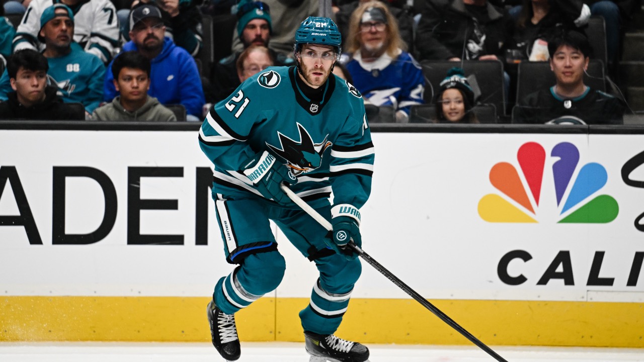 Alexander Wennberg, Sharks agree to three-year, $18M extension