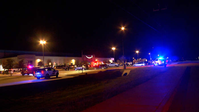 2 injured after shooting in parking lot of far west Bexar County Amazon warehouse