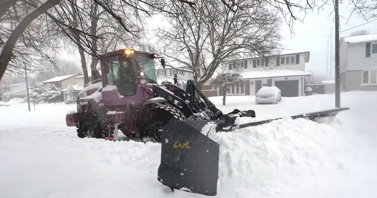 Toronto snowstorm plow tracker