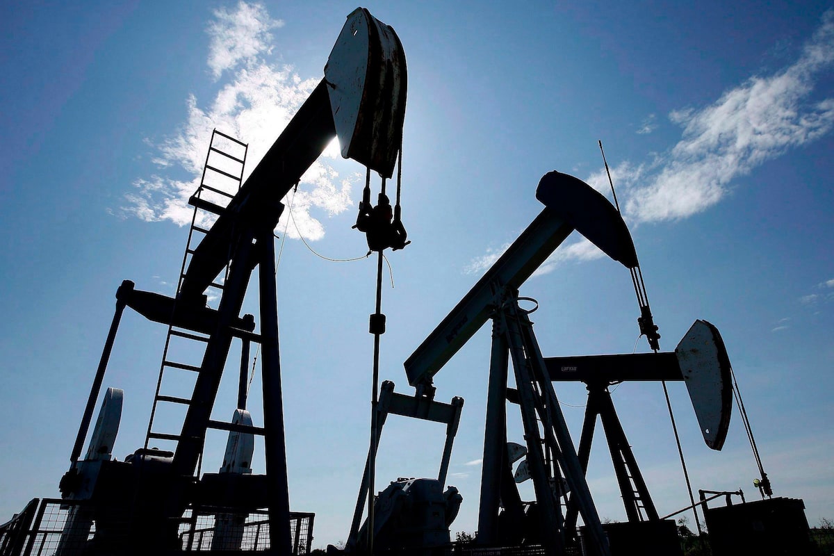 Canadian energy producers face an oil glut that undermines the case for more pipelines