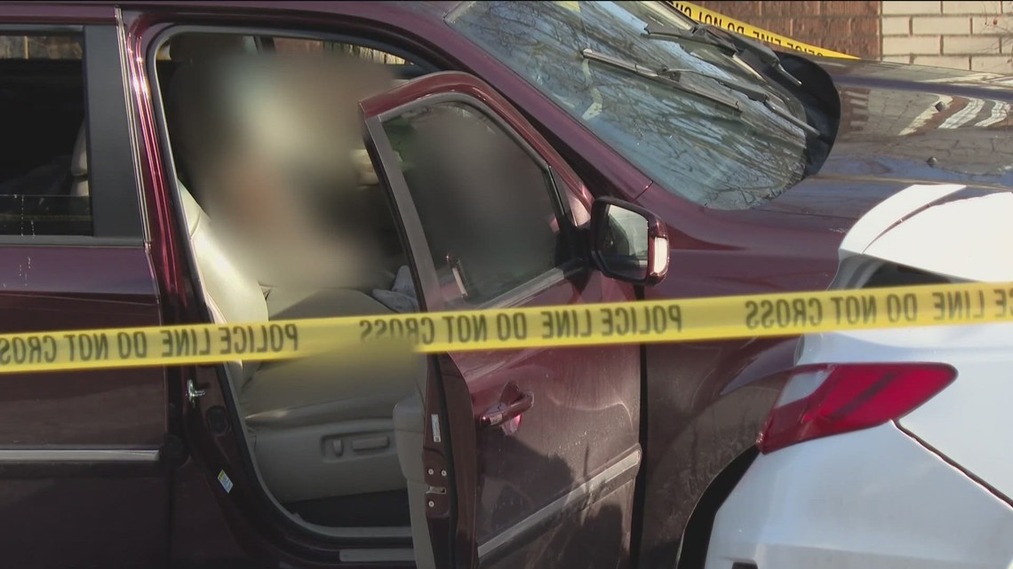 Reports: FBI opened a civil rights investigation into ICE officer who shot and killed Renee Good before changing course