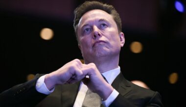 Musk, Davos’ Most High-Profile Hater, to Make First Appearance