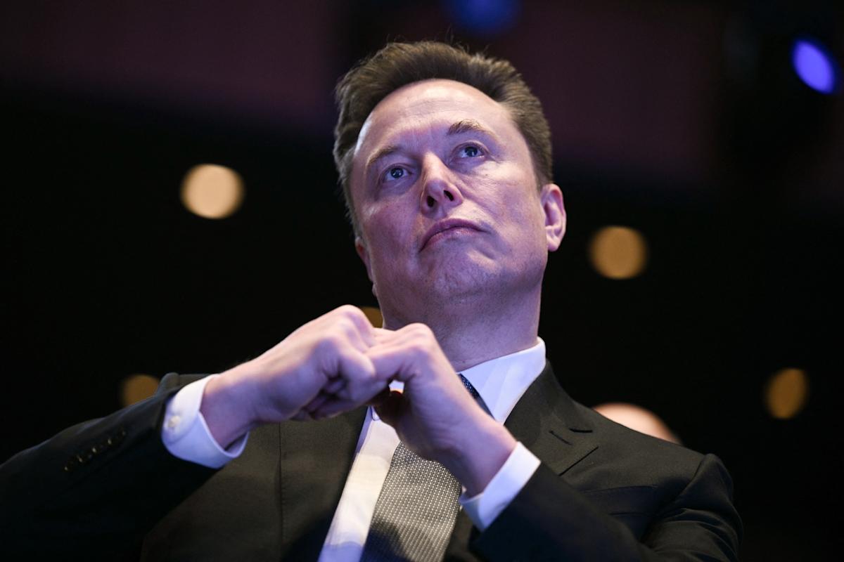 Musk, Davos’ Most High-Profile Hater, to Make First Appearance