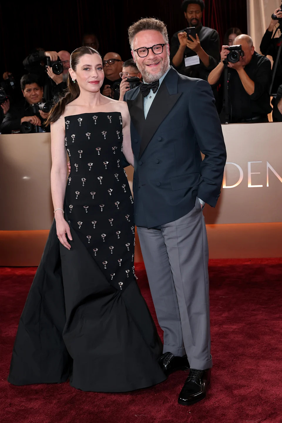 BEVERLY HILLS, CALIFORNIA - JANUARY 11: (FOR EDITORIAL USE ONLY) (L-R) Lauren Miller Rogen and Seth Rogen attend the 83rd Annual Golden Globe Awards at The Beverly Hilton on January 11, 2026 in Beverly Hills, California. (Photo by Amy Sussman/Getty Images)