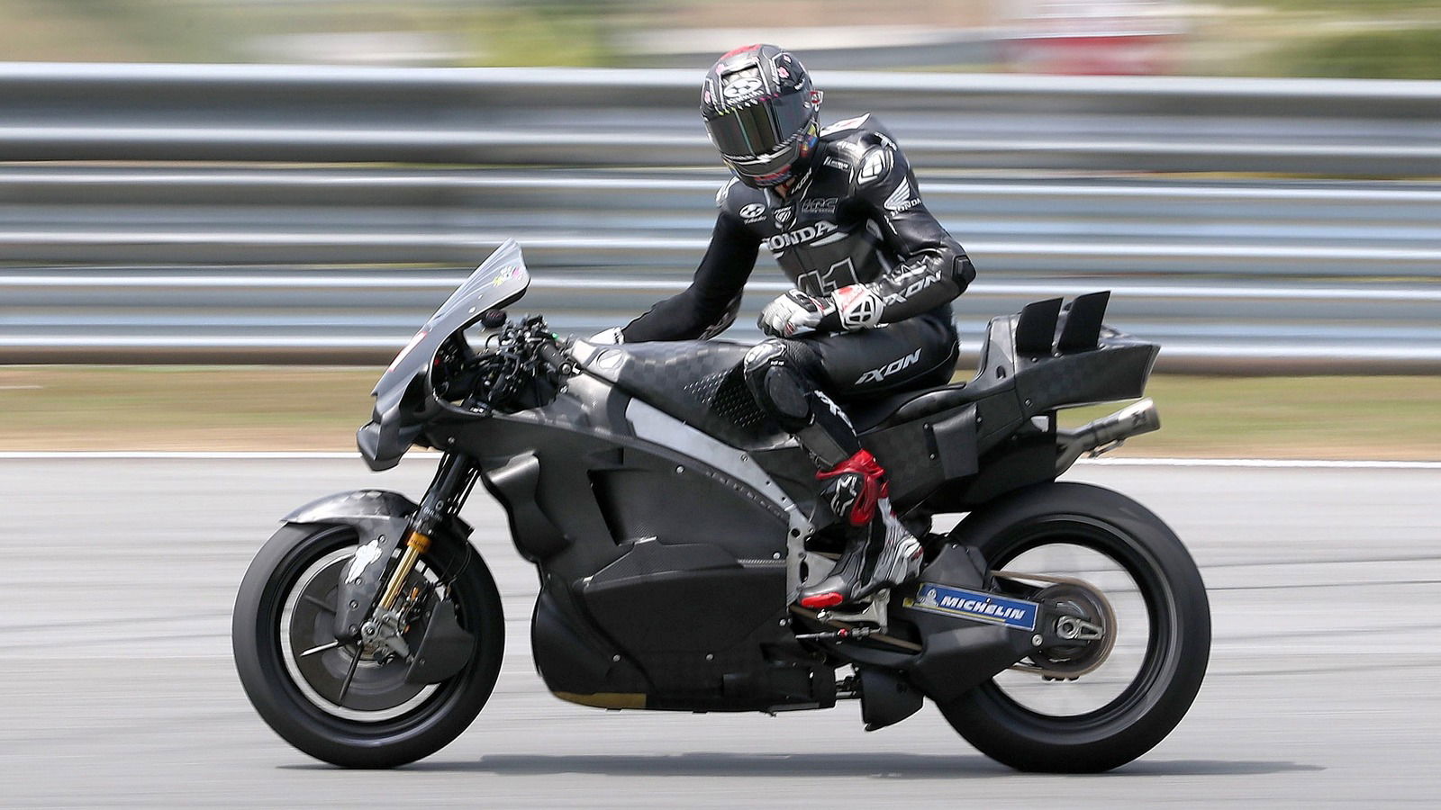 Aleix Espargaro, 2025 Sepang MotoGP Shakedown Test.