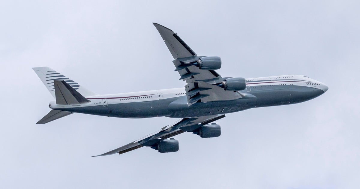 Ex-flight attendant got hundreds of free flights posing as pilot and current flight attendant, Justice Department says