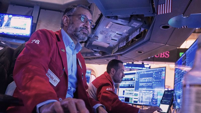 Global stocks fall as US-Europe tensions flare over Greenland and tariff threats