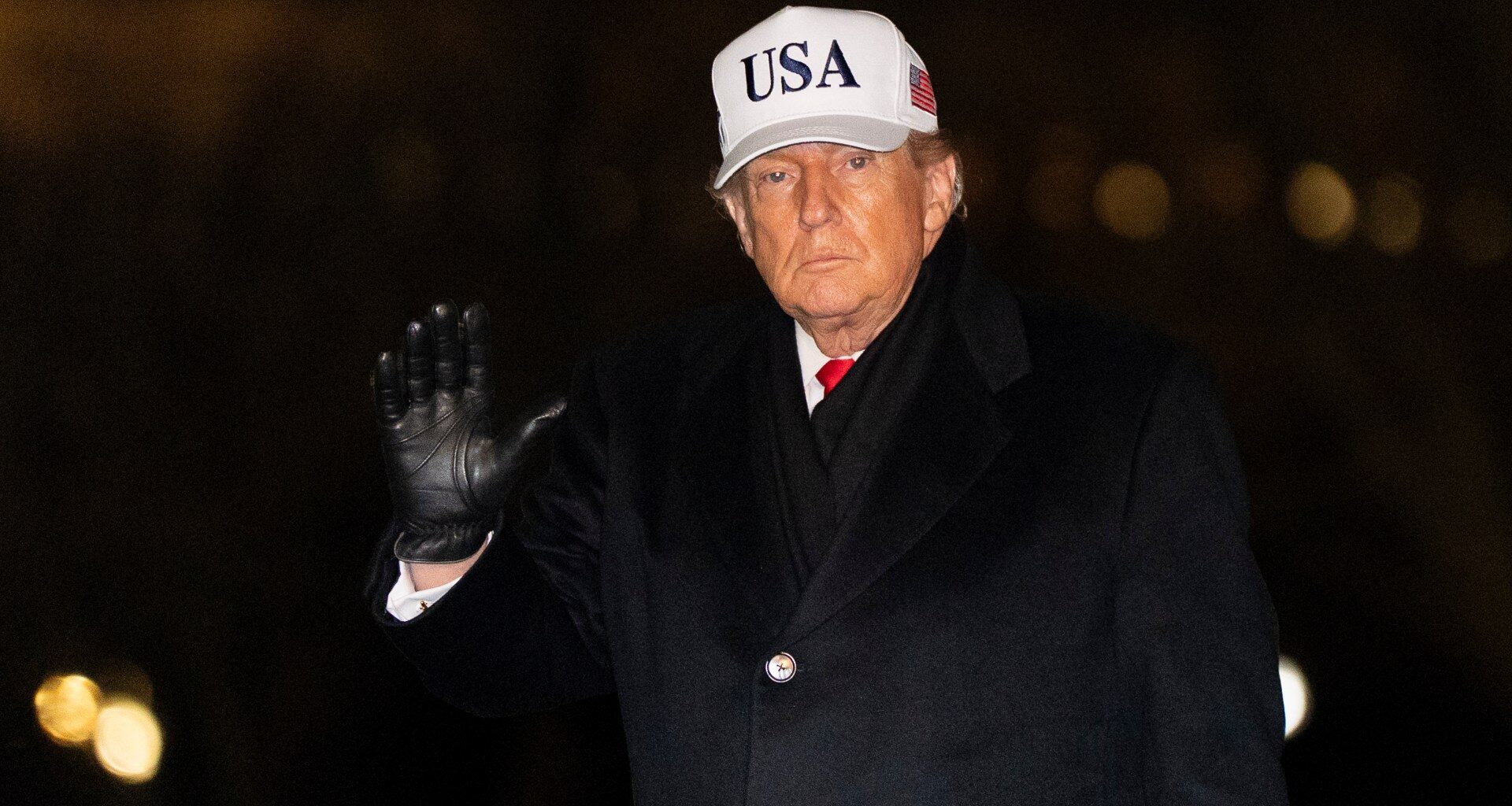 Trump reiterates threat of military action with demand for Iran deal | Donald Trump News