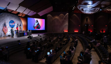 NASA Invites Media to Cover Artemis Mission from Johnson Space Center