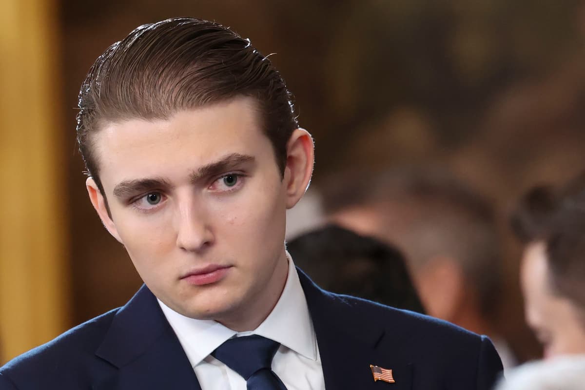 Full transcript of Barron Trump's 'lifesaving' 999 call - when police told him 'stop being rude'
