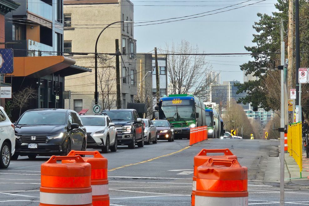 broadway main quebec detour jan 26 2026