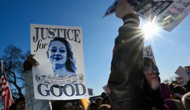 Does ICE agent in Renee Good's shooting have "absolute immunity" from state charges? Here's what the law says.