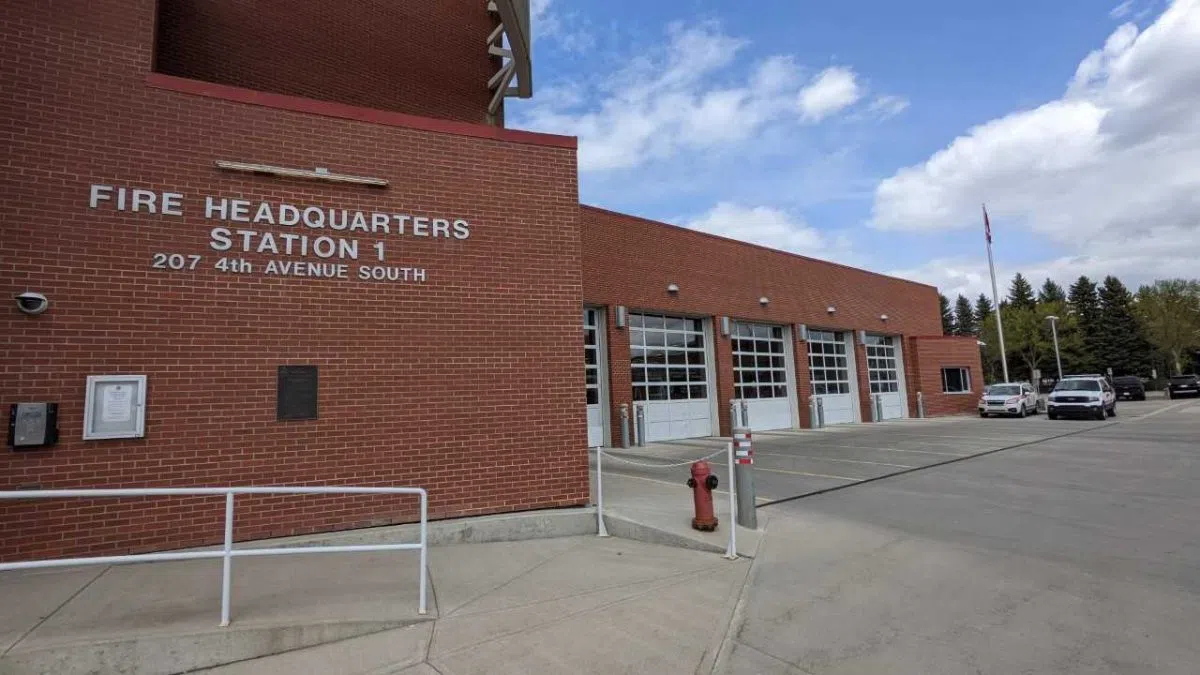 Coulee grass fire called ‘major emergency,’ prompts fire ban