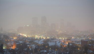 Will quick-hitting Colorado storm that's bringing new snow to Denver be a "boom" or "bust"? It depends on dry air.