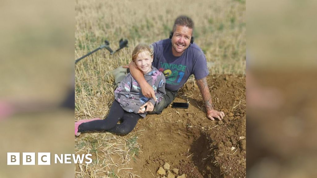 Family unearth 3,000-year-old 'treasure' near Lewes