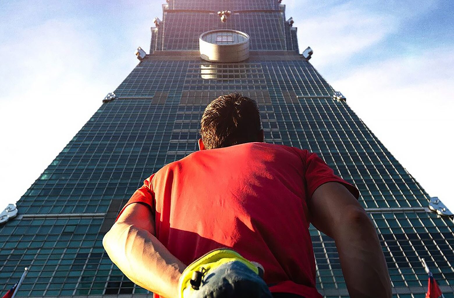 Alex Honnold is climbing Taipei 101 live on Netflix. Is that harder than El Capitan?