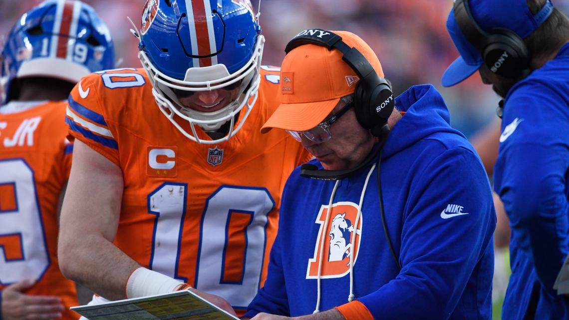 Payton explains why he announced Nix's injury so soon after playoff win