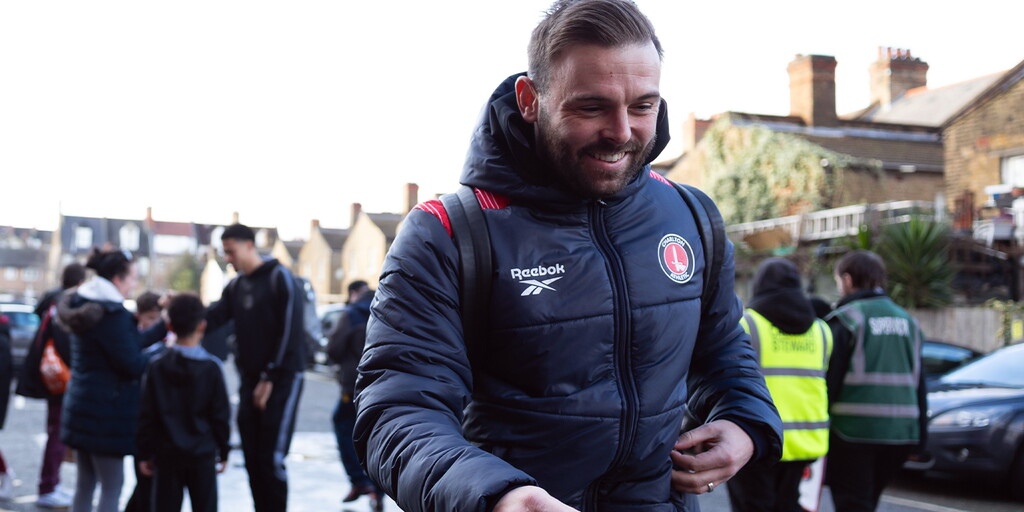 TEAM NEWS | Clarke starts, Godden and Dykes on bench