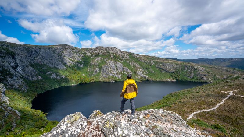 AI on Australian travel company website sends tourists to nonexistent hot springs