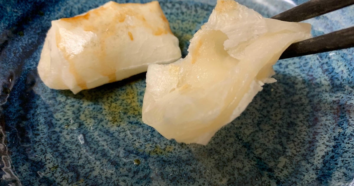 Woman chokes to death on mochi rice cake as fatal New Year's trend continues in Japan