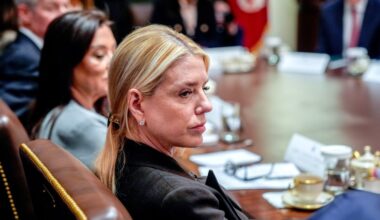 ICE in Minneapolis: Trump’s plan to extort Minnesota, briefly explained - vox.com