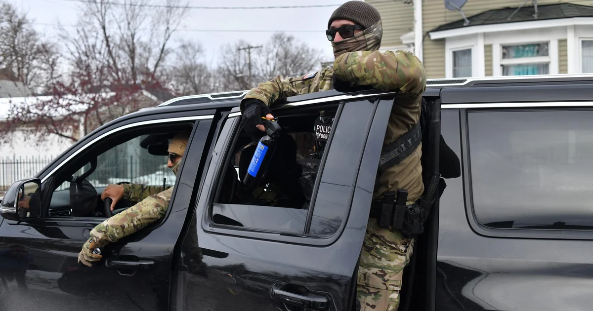 Hundreds more federal agents being sent to Minneapolis, DHS Secretary Kristi Noem says